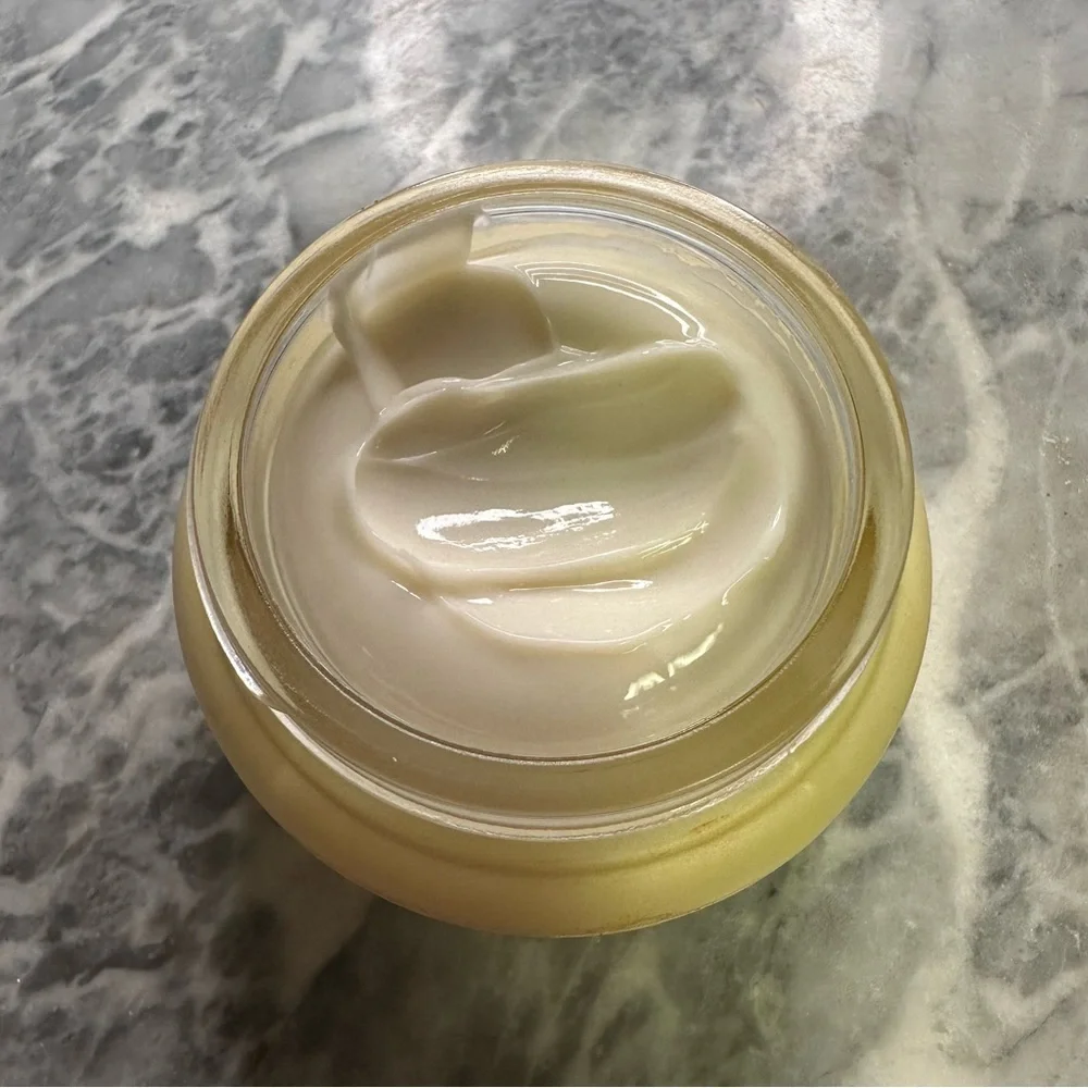 It Cosmetics Confidence in a Cream Anti-Aging Moisturizer‎